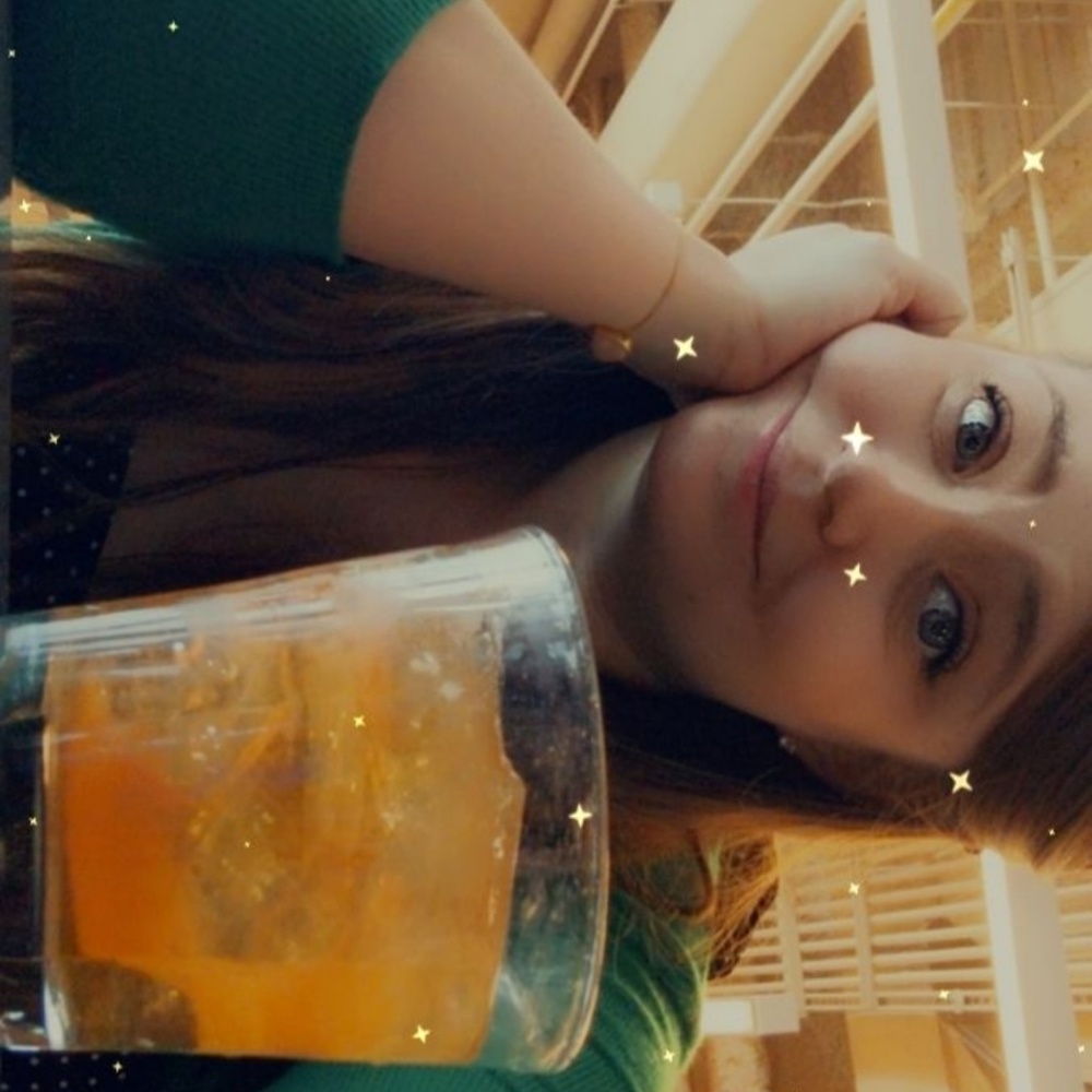 Meet your Posher, Holly